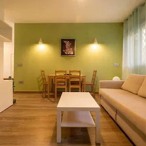 Appartamento La Pimentera Central - Con Patio Privado, Marbella