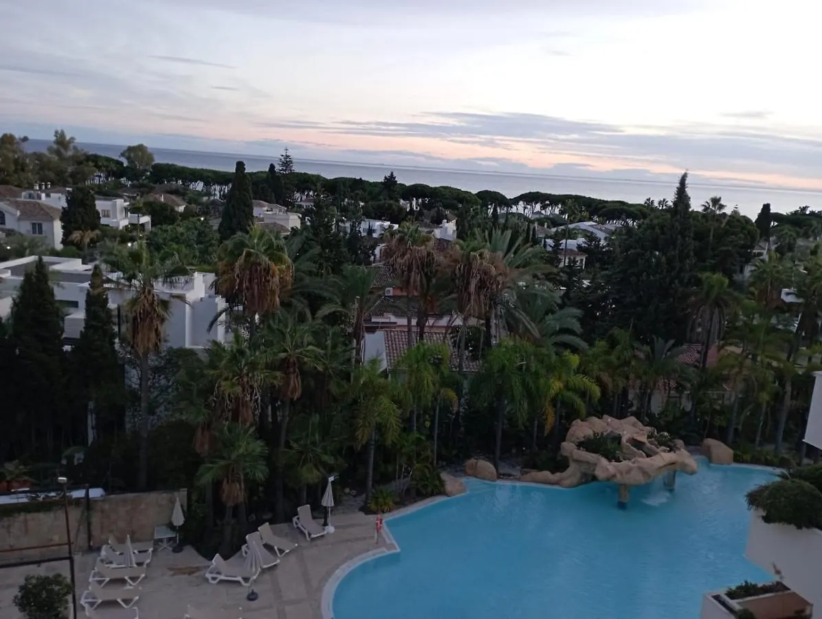 Apartamento Atico Duplex Hotel Guadalpin Marbella